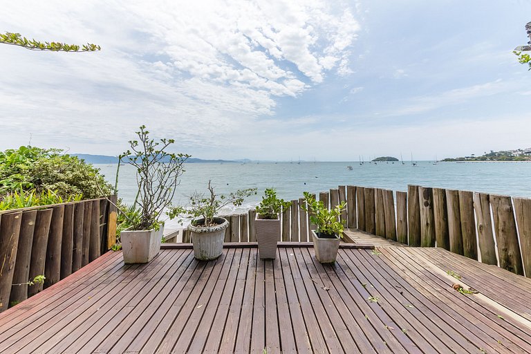 Apartamento em Jurerê maravilhoso pé na areia JBM302 Seazone