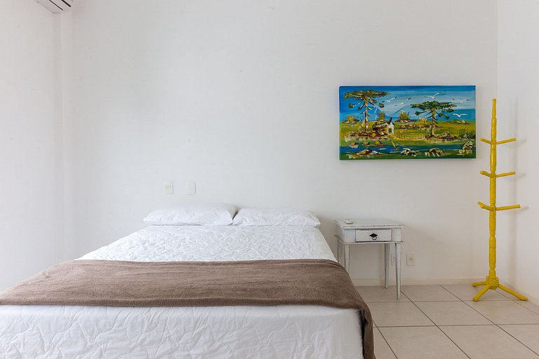 Apartamento em Jurerê enorme próximo da praia AYA201 Seazone