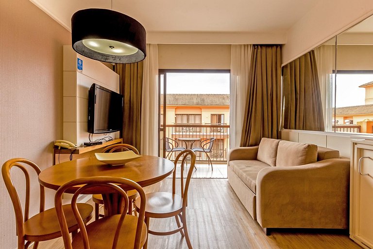 Suite vista mar y piscina resort en Jurerê JBV462 Seazone