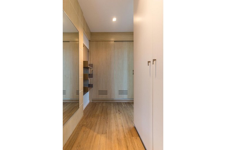 Suíte vista mar e piscina resort em Jurerê JBV462 Seazone