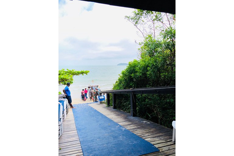Apartamento em Jurerê melhor resort vista mar JBV242 Seazone
