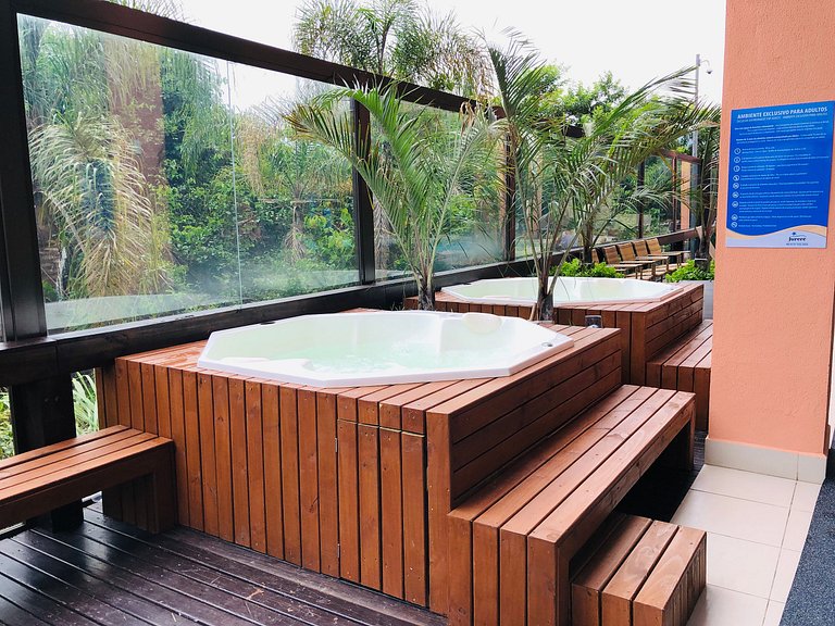 Apartamento em Jurerê melhor resort vista mar JBV242 Seazone