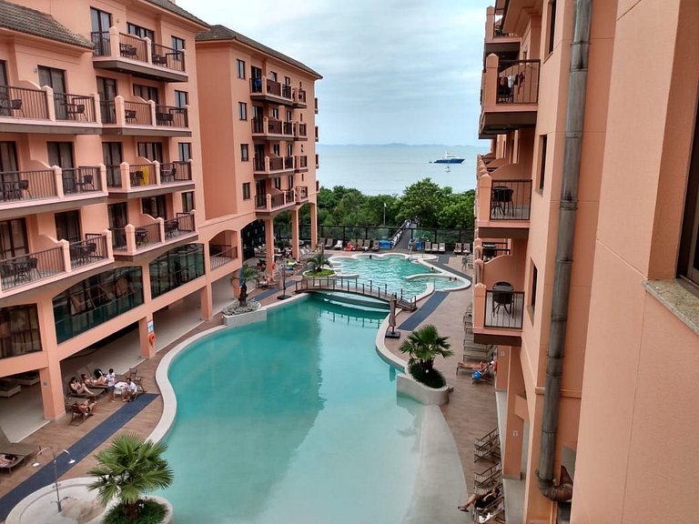 Apartamento em Jurerê melhor resort vista mar JBV242 Seazone