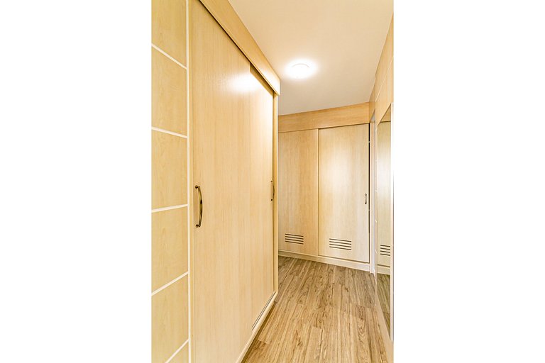 Apartamento em Jurerê melhor resort vista mar JBV242 Seazone