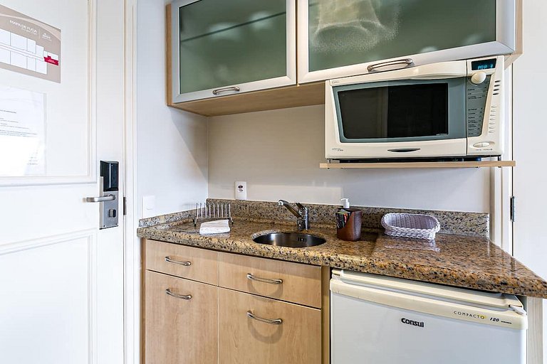 Estudio en Jurerê mejor resort lujo vista mar JBV465 Seazone