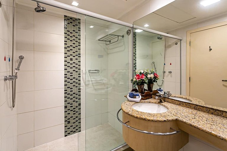 Estudio en Jurerê mejor resort lujo vista mar JBV465 Seazone