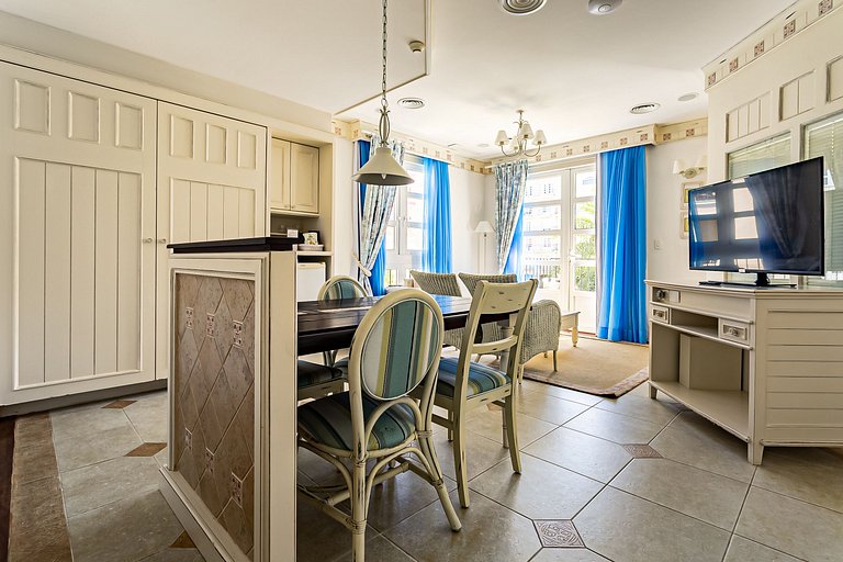 Suite Resort con vistas a la piscina ILC4102