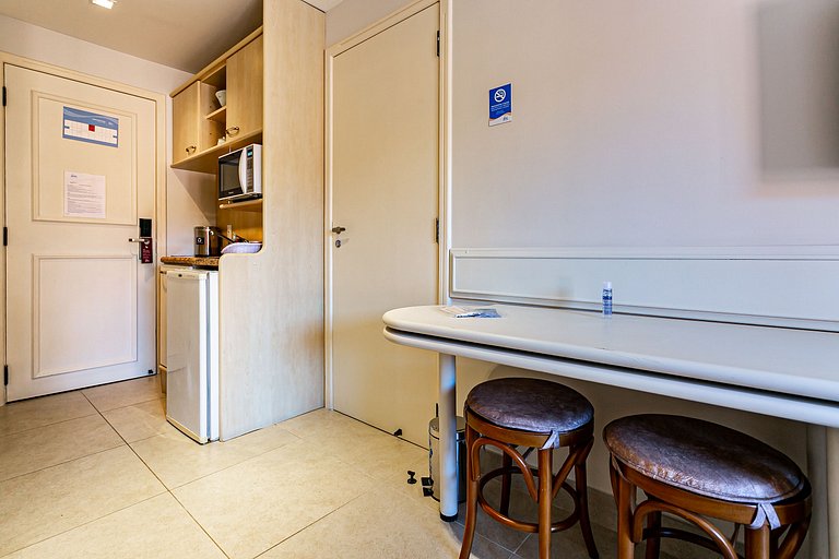 Studio em Jurerê com vista piscina em resort JBV334 Seazone