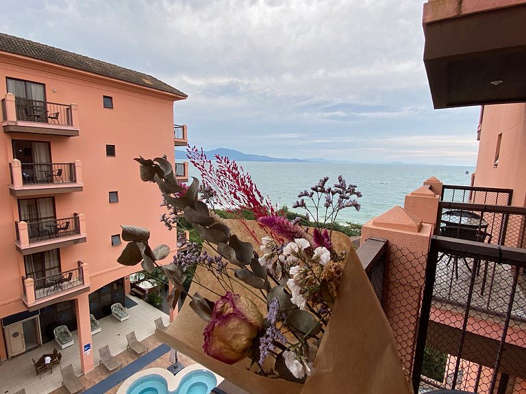 Apartamento com vista para o mar em Jurere JBV306 Seazone