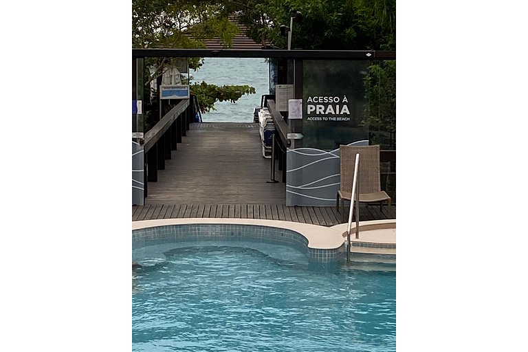 Apartamento com vista para o mar em Jurere JBV306 Seazone
