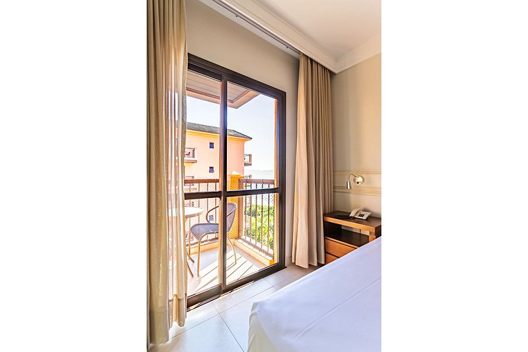 Apartamento com vista para o mar em Jurere JBV306 Seazone