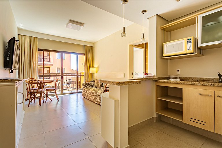 Apartamento con vistas a la piscina y al mar en Jurere - JBV