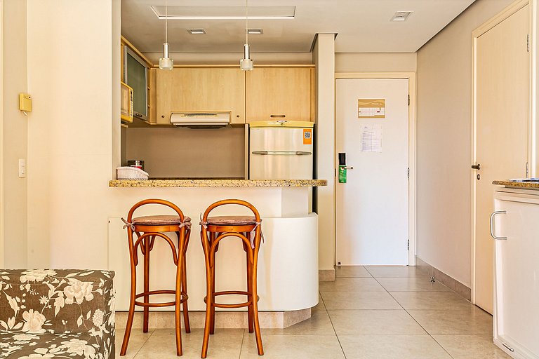 Apartamento con vistas a la piscina y al mar en Jurere - JBV