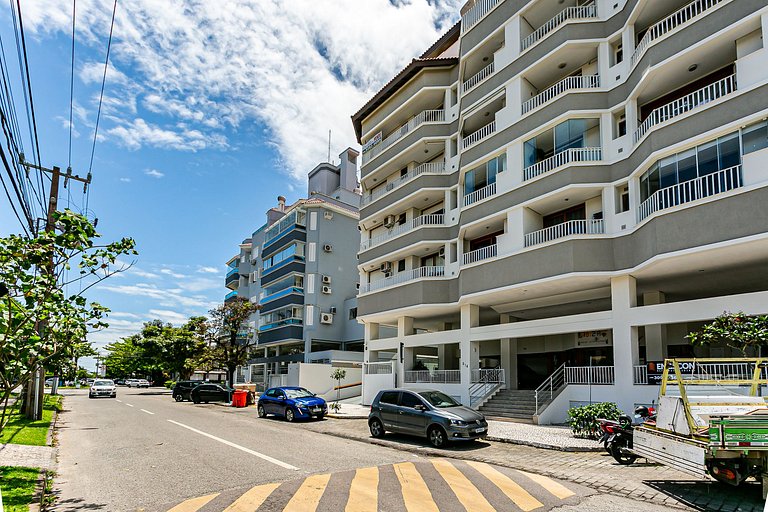 Apartamento con balcón en Open Shopping Jurerê