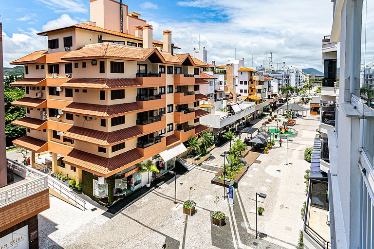 Apartamento con balcón en Open Shopping Jurerê