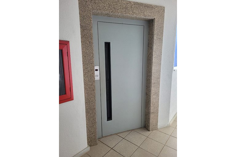 Cómodo apartamento a 200m de Praia do Forte CEE202 Seazone