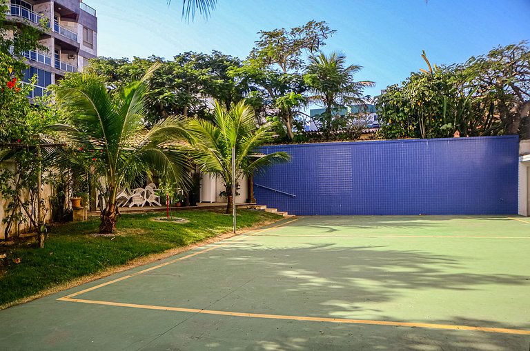 Cómodo apartamento a 200m de Praia do Forte CEE202 Seazone