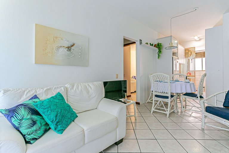 Apto c/churrasq a 10min da Praia Brava COI203