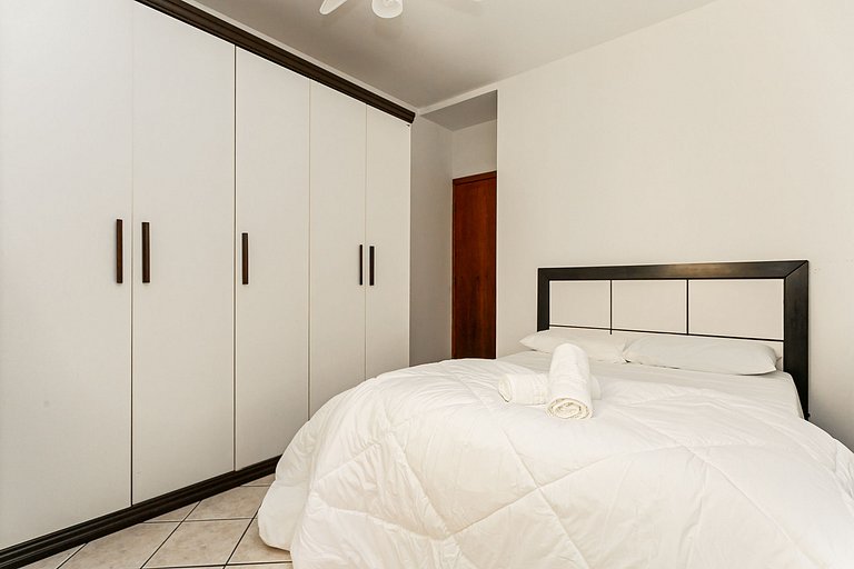 Apto c/churrasq a 10min da Praia Brava COI203