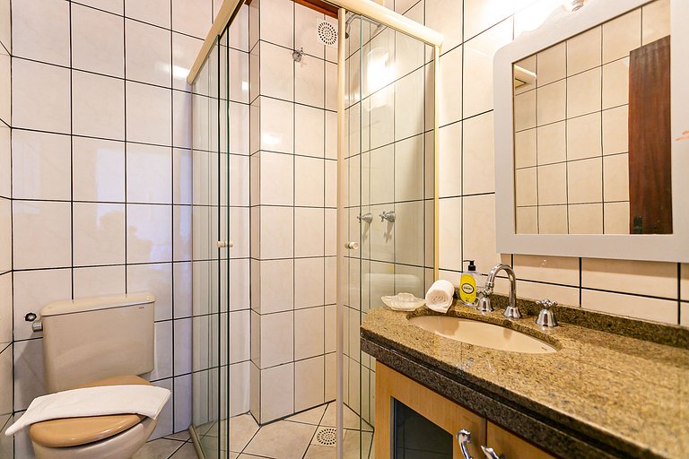 Apto c/churrasq a 10min da Praia Brava COI203