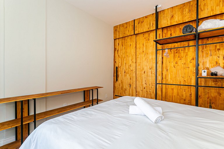 Loft moderno no centro de Floripa VLR802