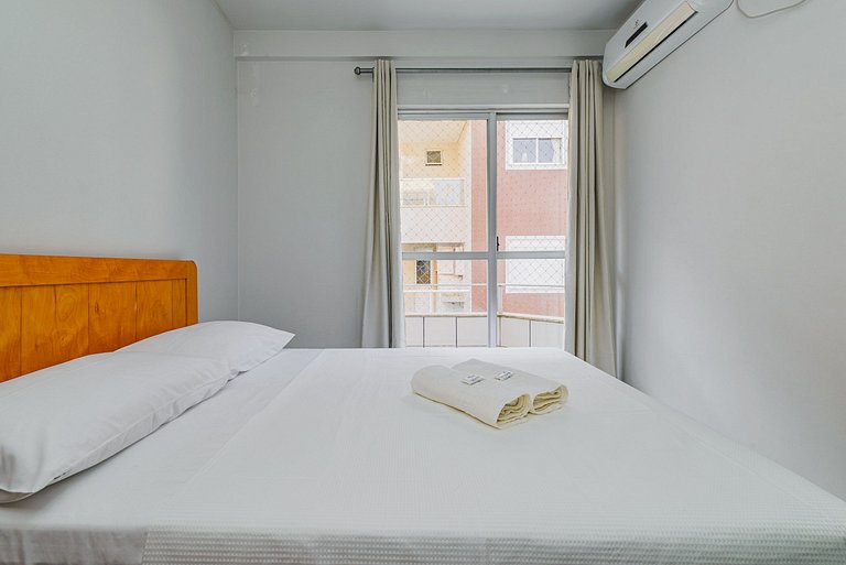 Cómodo apto a 3min de la playa de Bombinhas CRA304