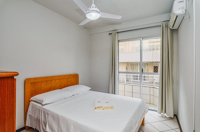 Confortável apto a 3min da Praia Bombinhas CRA304