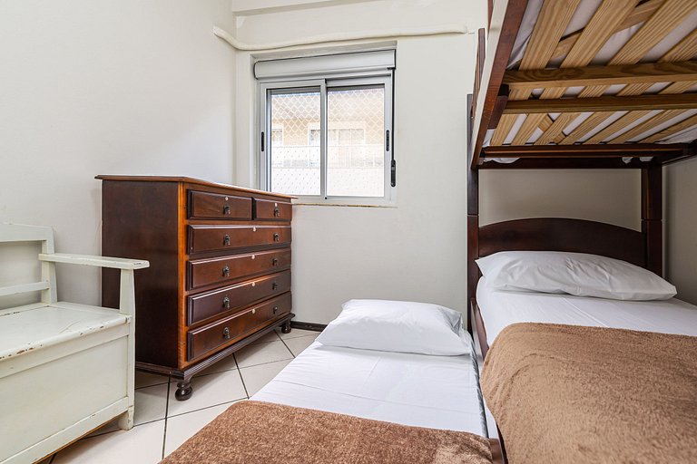 Cómodo apto a 3min de la playa de Bombinhas CRA304