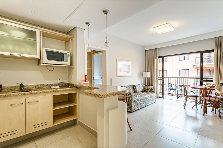 Suite c/vista piscina resort de lujo Jurerê JBV348