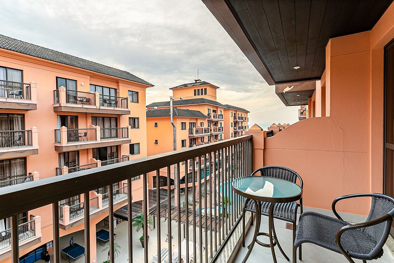 Suite c/vista piscina resort de lujo Jurerê JBV348