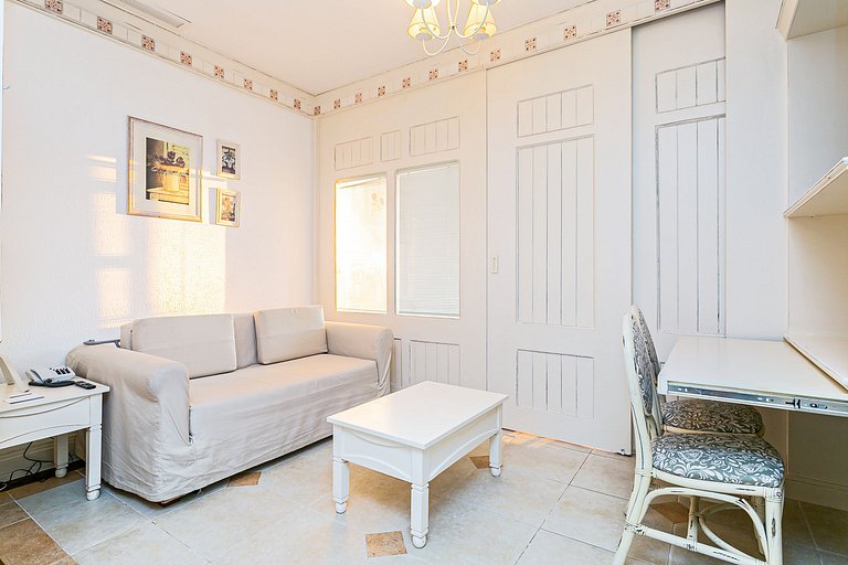 Fantástico estudio con vistas a la piscina ILC2414