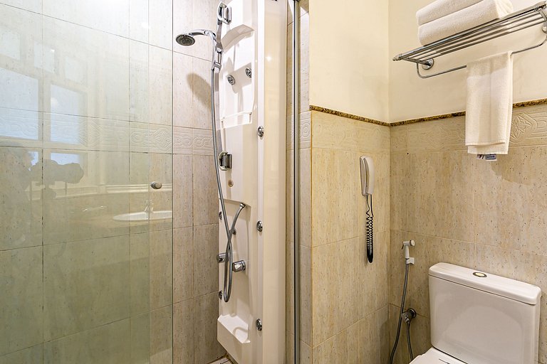 Studio fantástico com vista para piscina ILC2414