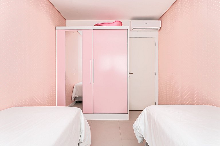 Apto nuevo c/ barbacoa a 350m de la playa RTG101