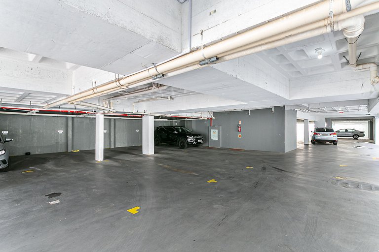 Apto com churrasqueira a 4min da praia RMI201