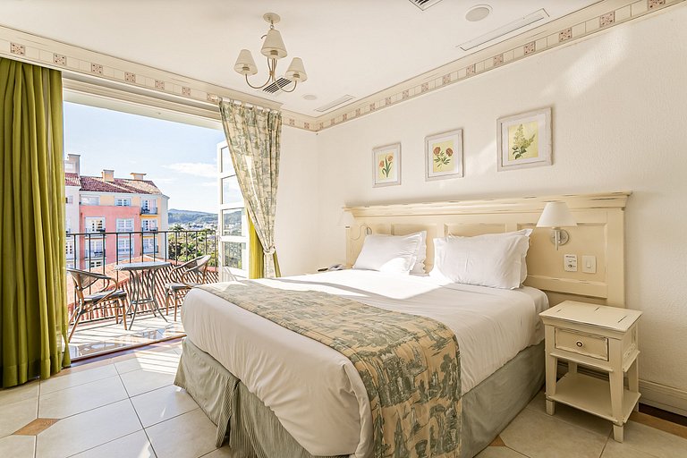 Increíble estudio con vistas a la piscina ILC1406