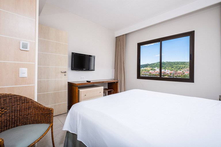 Gran apto c/piscina en resort de lujo en Jurere JBV157