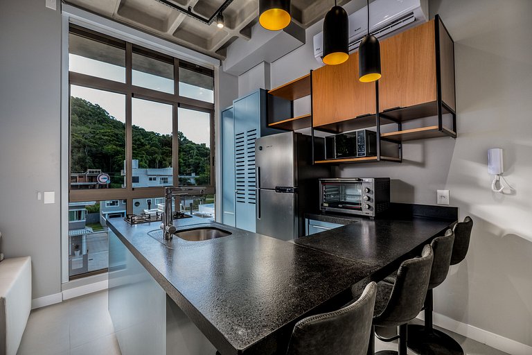 Loft confortável a 750m da praia de Canas TPS312