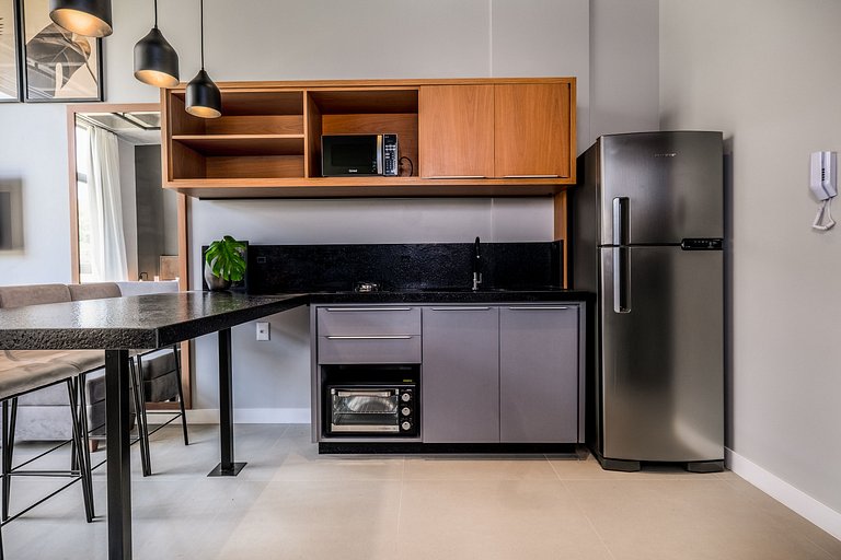 Estudio decorado a 750m de playa de Canas TPS205