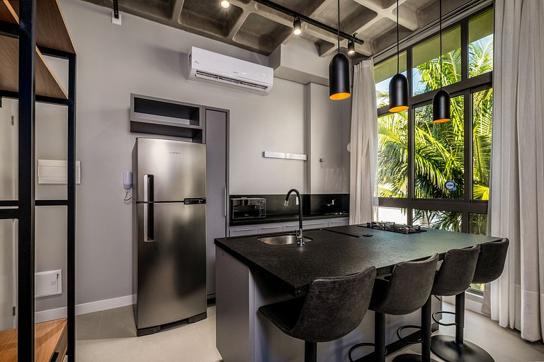 Studio completo a 750m da praia de Canas TPS307