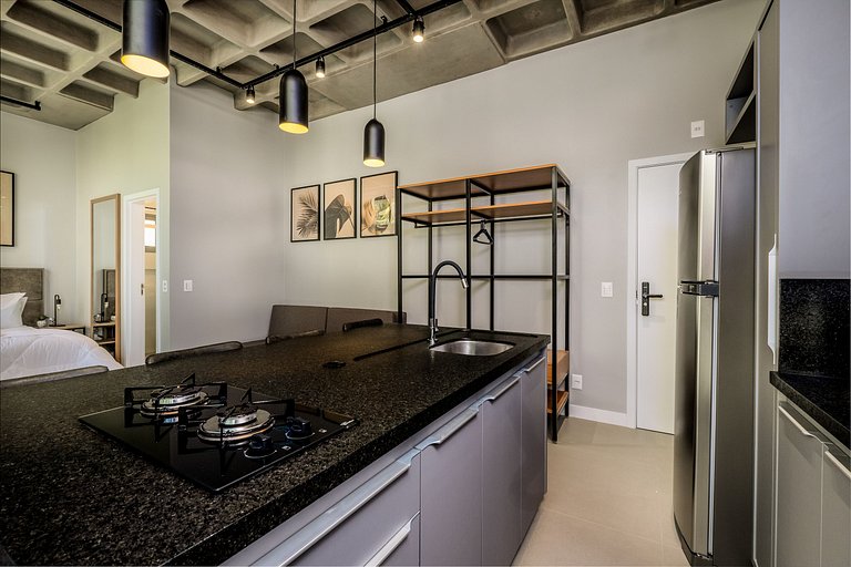 Studio completo a 750m da praia de Canas TPS307