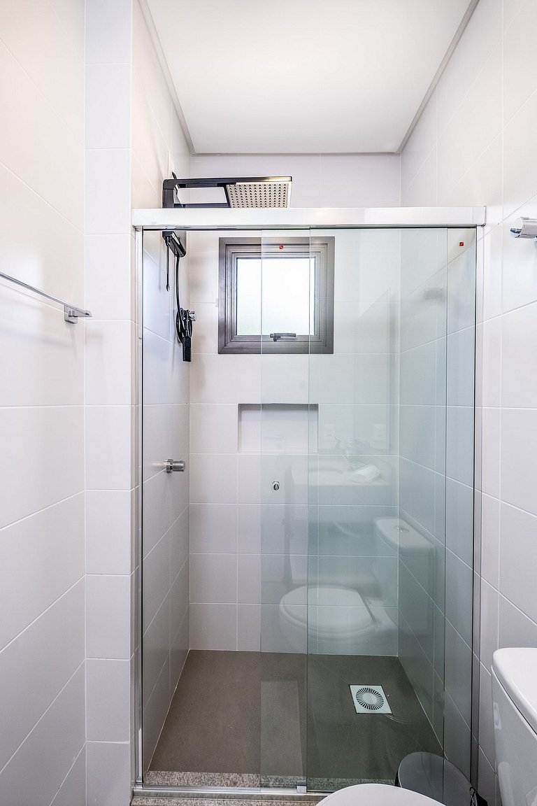 Studio completo a 750m da praia de Canas TPS307