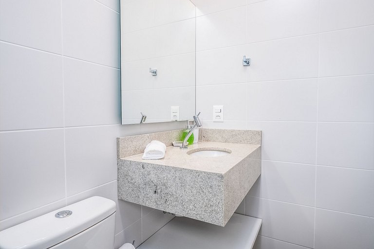 Estudio completo a 750m de playa de Canas TPS307