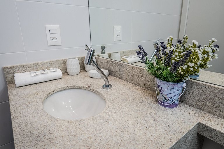 Moderno loft garden 750m de playa de Canas TPS106