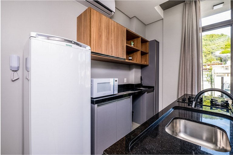 Precioso loft garden 750m de playa de Canas TPS101