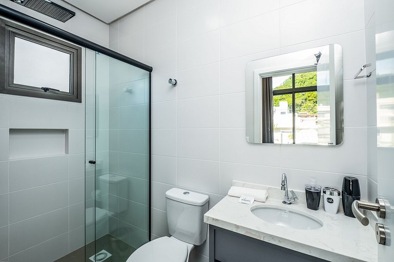 Precioso loft garden 750m de playa de Canas TPS101