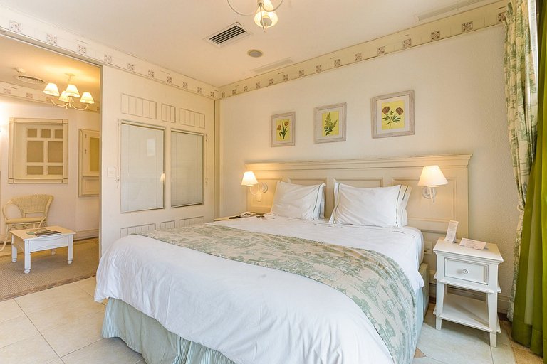 Hermoso estudio en resort de lujo en Jurerê ILC4104