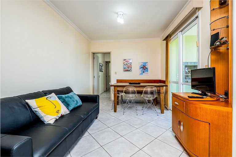 Apto c/churrasq a 10min da praia de Jurerê RFL203