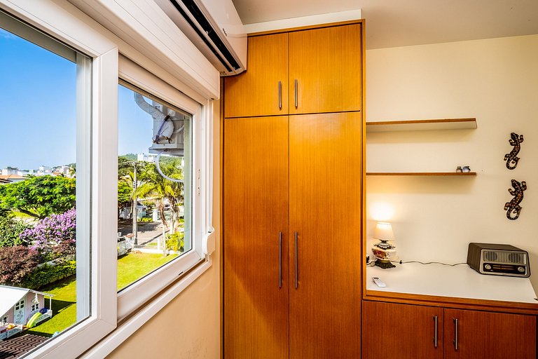 Apart c/barbacoa a 10min de la playa de Jurerê RF203