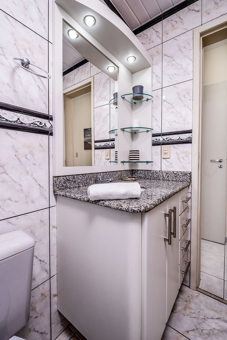 Apart c/barbacoa a 10min de la playa de Jurerê RF203