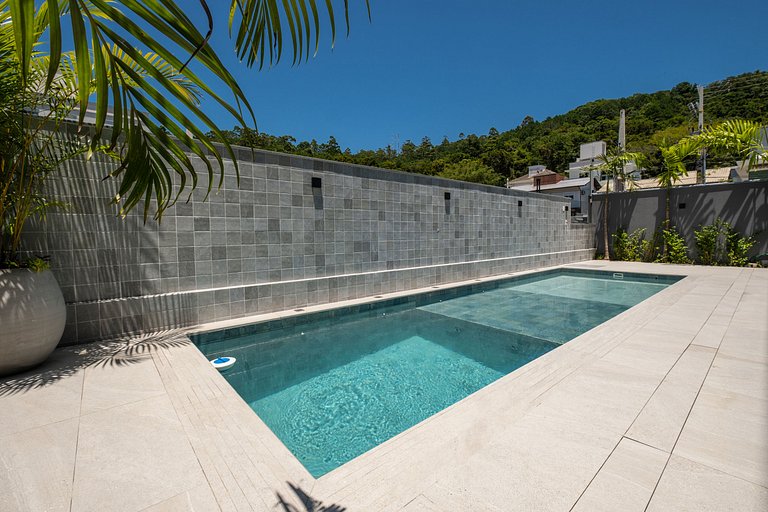 Studio moderno e agradável em Canasvieiras TPS209